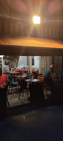 Atmosphère du Restaurant Le Anne Charlotte à Honfleur - n°2