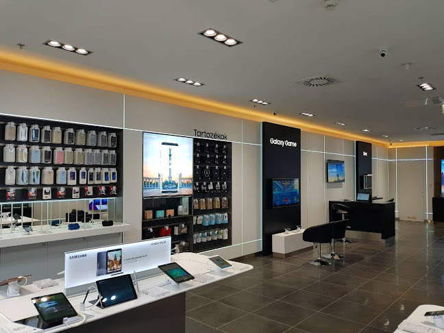 Hozzászólások és értékelések az Samsung Experience Store - Árkád Szeged-ról