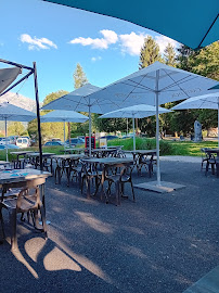 Atmosphère du Restaurant La terrasse du Lac OUVERT SAISON HIVER 23/24 à Samoëns - n°1