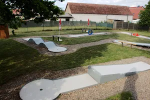 Minigolf “Unter der alten Eiche” image