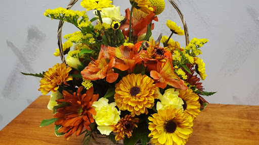 Florist «Up-Towne Flowers & Gift Shoppe», reviews and photos, 2145 W Dublin Granville Rd, Worthington, OH 43085, USA