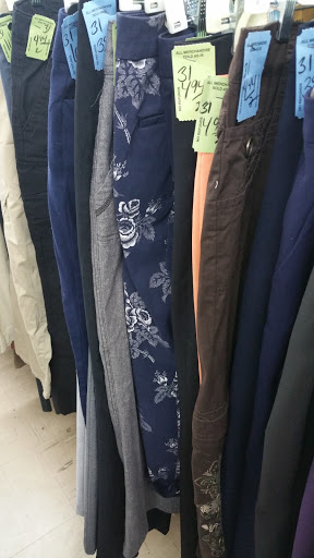 Thrift Store «Community Thrift Store», reviews and photos, 6015 Edgewater Dr, Orlando, FL 32810, USA