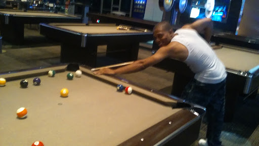 Restaurant «Main Event Entertainment», reviews and photos, 12500 Sycamore Station Pl, Louisville, KY 40299, USA