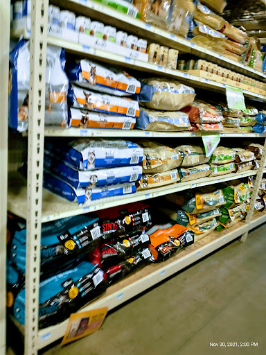 Home Improvement Store «Tractor Supply Co.», reviews and photos, 176 Finley Rd, Belle Vernon, PA 15012, USA