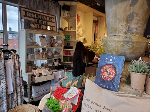 Shopping Mall «Not too Shabby», reviews and photos, 1515 Broadway St, Vancouver, WA 98663, USA