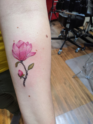 Tattoo Shop «Black & Blue Tattoo», reviews and photos, 381 Guerrero St, San Francisco, CA 94103, USA