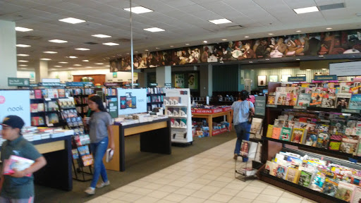 Book Store «Barnes & Noble bookstore», reviews and photos, 4005 N 10th St, McAllen, TX 78504, USA