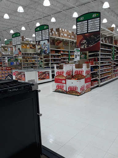 Home Improvement Store «Menards», reviews and photos, 620 W Town Center Blvd, Champaign, IL 61822, USA