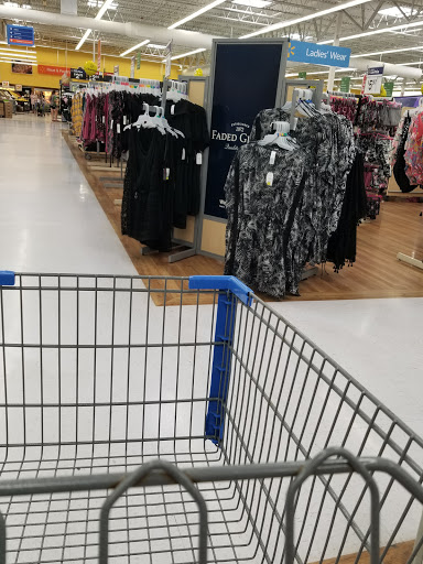Department Store «Walmart Supercenter», reviews and photos, 320 Mallard Ln, Mason, WV 25260, USA