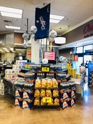 Grocery Store «Ralphs Fresh Fare», reviews and photos, 2675 Foothill Blvd, La Crescenta, CA 91214, USA