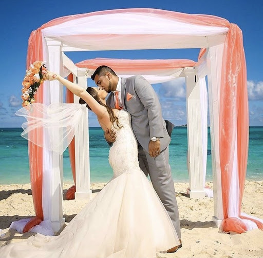 Bridal Shop «Catherine Simms Bridal», reviews and photos, 4313 E New York St #105, Aurora, IL 60504, USA