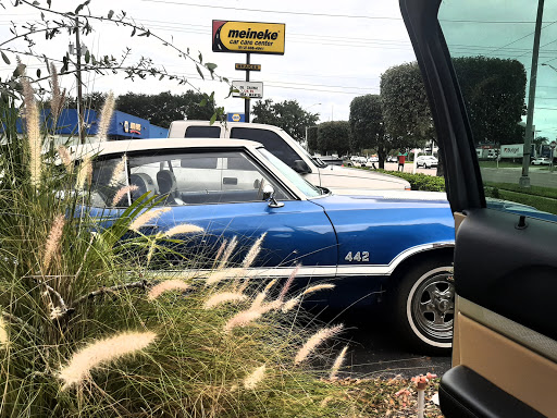 Auto Repair Shop «Meineke Car Care Center», reviews and photos, 6850 N Dale Mabry Hwy, Tampa, FL 33614, USA