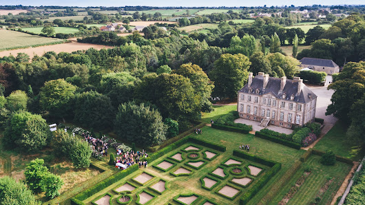 Château de Carneville 5 Le Château de Carneville, 50330 Carneville, France