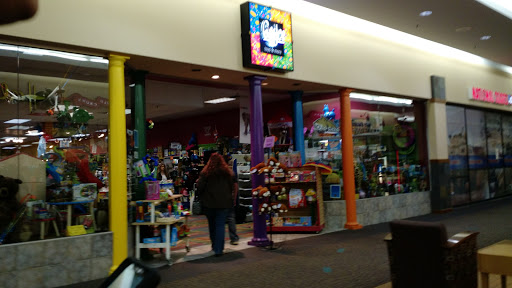 Giggles: Toys & More, 2825 W Main St # 10B, Bozeman, MT 59718, USA, 