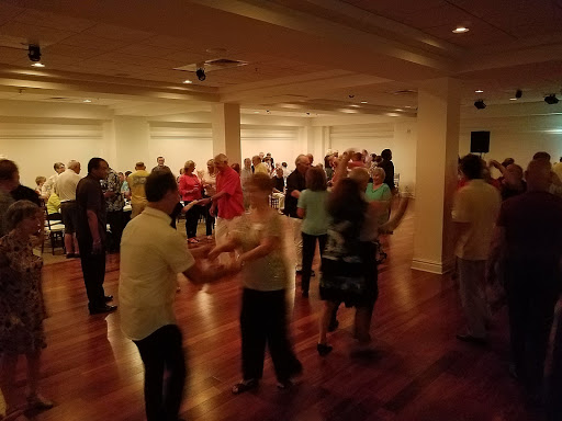 Water Sports Equipment Rental Service «Tula Adventure Sports Stand up Paddleboard & Wakeboard», reviews and photos, 2100 Marina Shores Dr #3, Virginia Beach, VA 23451, USA