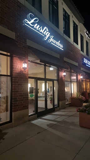 Jewelry Store «Lustig Jewelers», reviews and photos, 281 W Townline Rd, Vernon Hills, IL 60061, USA