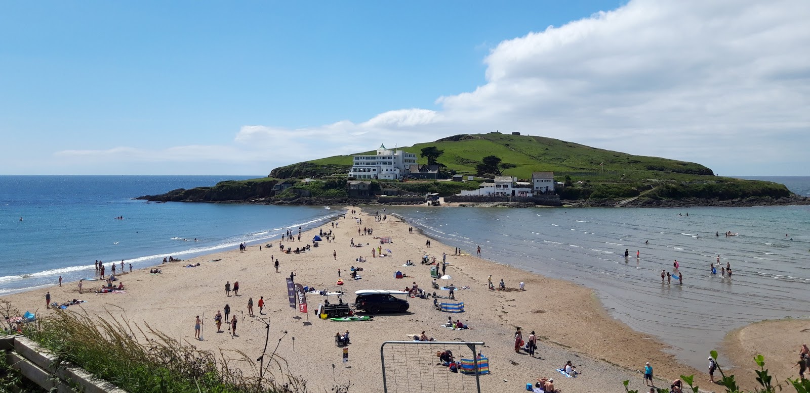 Foto van Bigbury Beach met beige zand oppervlakte