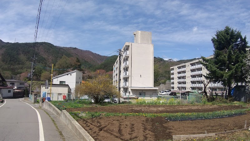 ビレッジハウス川岸