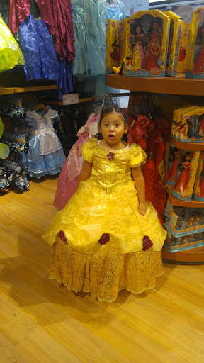 Toy Store «Disney Store», reviews and photos, 1400 Willowbrook Mall, Wayne, NJ 07470, USA