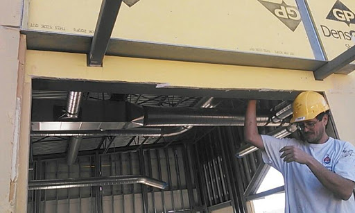 Roofing Contractor «DC Contracting», reviews and photos, 604 E Mill St, Summitville, IN 46070, USA