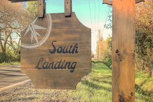 South Landing Inn - Parada del Sur image