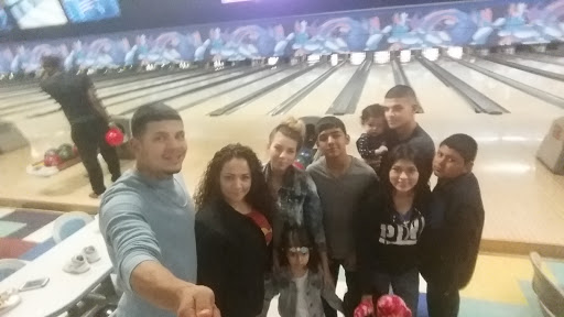 Bowling Alley «Parkside Lanes», reviews and photos, 34W185 Montgomery Rd, Aurora, IL 60504, USA