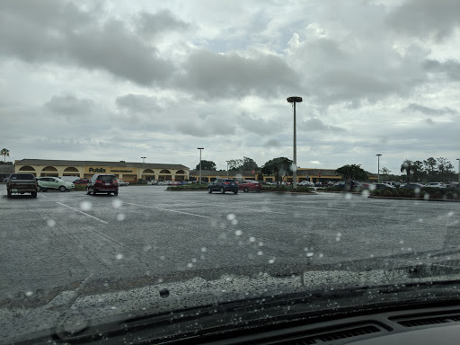 Shopping Mall «Lake Village Shopping MallKitchengaets», reviews and photos, 10601 US-441, Leesburg, FL 34788, USA