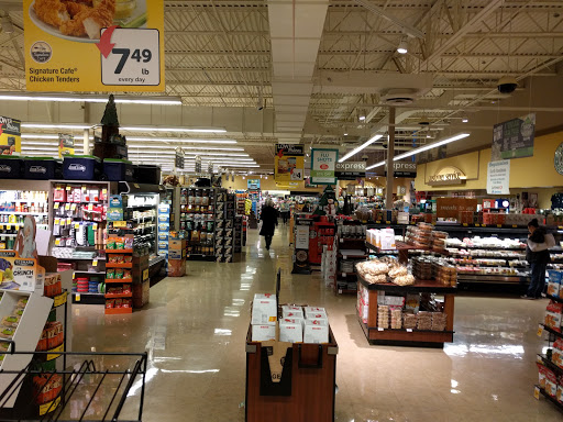 Grocery Store «Safeway», reviews and photos, 900 N Callow Ave, Bremerton, WA 98312, USA