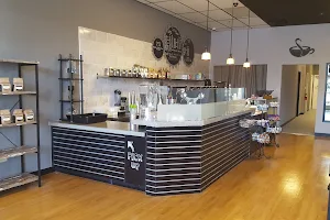 Skimos Coffee Shop image