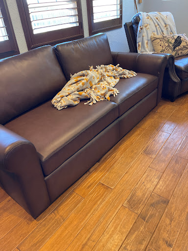 Furniture Store «Pottery Barn», reviews and photos, 1822 Redwood Hwy, Corte Madera, CA 94925, USA