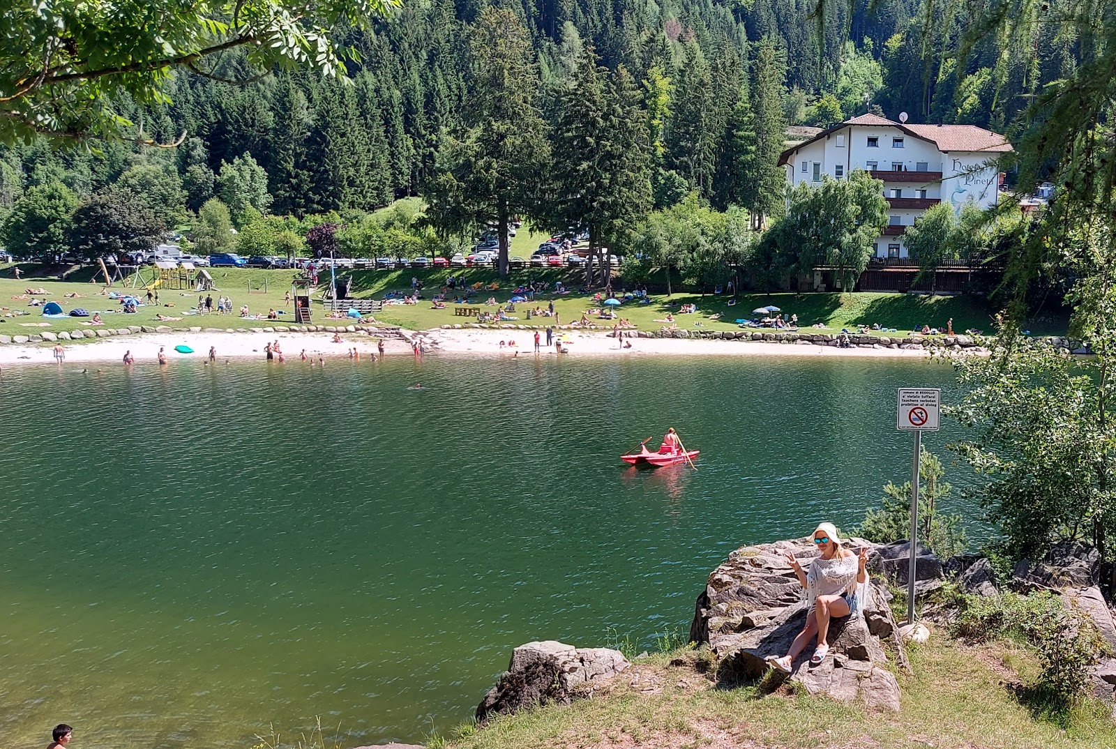 Spiaggia Lago delle Piazze'in fotoğrafı imkanlar alanı