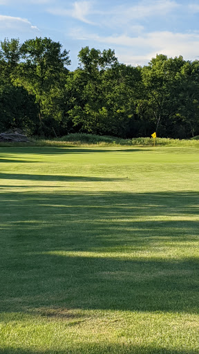 Golf Course «Straight River Golf Course», reviews and photos, 23442 Cates Ave, Faribault, MN 55021, USA