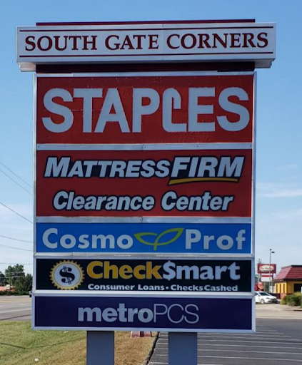 Office Supply Store «Staples», reviews and photos, 809 Hebron Rd, Newark, OH 43055, USA