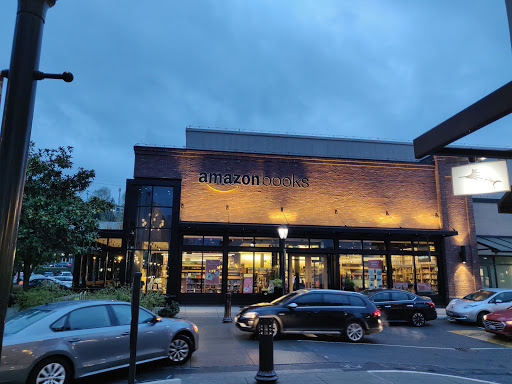 Computer Store «Apple University Village», reviews and photos, 2656 NE University Village St, Seattle, WA 98105, USA