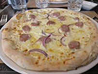 Pizza du Restaurant O 5 Gourmets à Grenoble - n°17