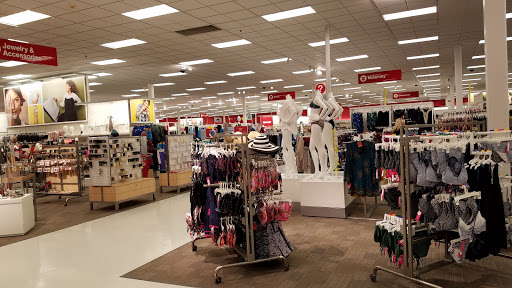 Department Store «Target», reviews and photos, 101 Commerce Way, Woburn, MA 01801, USA