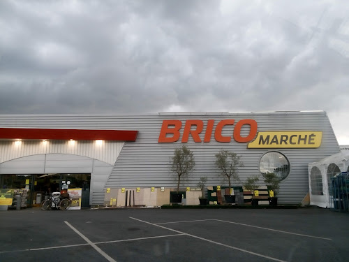 Magasin de bricolage Bricomarché Bury Bury