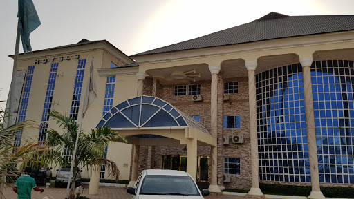 Top Galaxy Hotel, Police Station, No. 6, Amaechi Area Sabon Tasha Behind, Kaduna, Nigeria, Deli, state Kaduna