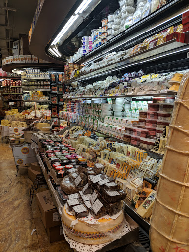 Grocery Store «Westside Market NYC», reviews and photos, 77 7th Ave S, New York, NY 10011, USA