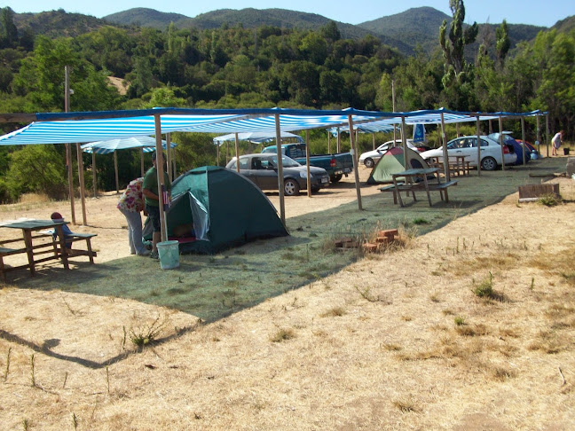 Donde El Pato - Camping y Cabañas En Colliguay - Camping