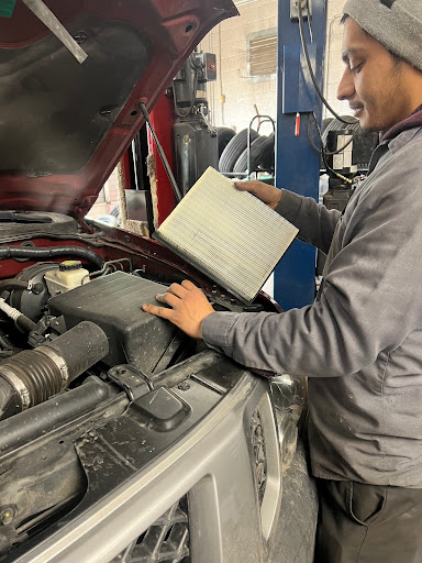 Auto Repair Shop «Golden Triangle Auto Care», reviews and photos, 1112 Speer Blvd, Denver, CO 80204, USA