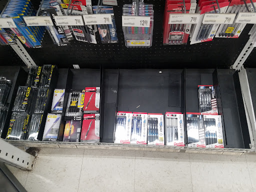 Office Supply Store «Office Depot», reviews and photos, 21110 Greenfield Rd, Oak Park, MI 48237, USA