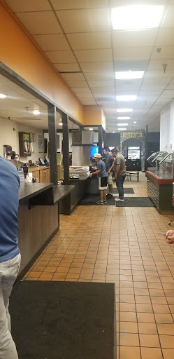 Pizza Restaurant «Round Table Pizza», reviews and photos, 10375 Folsom Blvd, Rancho Cordova, CA 95670, USA