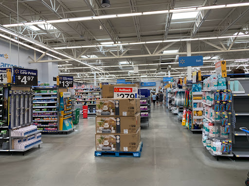 Department Store «Walmart Supercenter», reviews and photos, 1960 Twin Lakes Pkwy, Roseville, MN 55113, USA