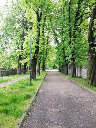 Owocowa 8, 40-158 Katowice