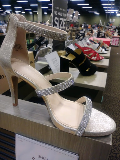 Shoe Store «DSW Designer Shoe Warehouse», reviews and photos, 346 Newnan Crossing Bypass, Newnan, GA 30265, USA