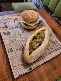 Hamburger du Restauration rapide LES MÔMES DU MÉNIL à Paris - n°1