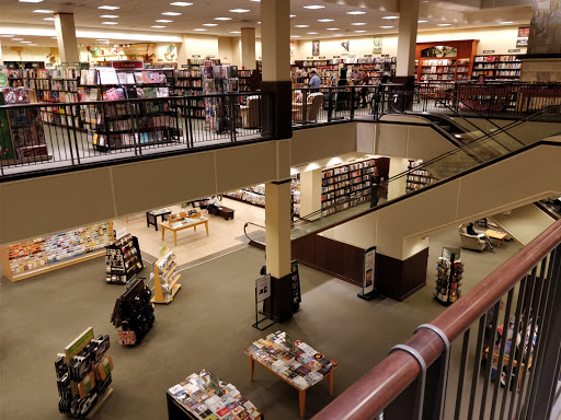 Shopping Mall «Oakbrook Center», reviews and photos, 100 Oakbrook Center, Oak Brook, IL 60523, USA