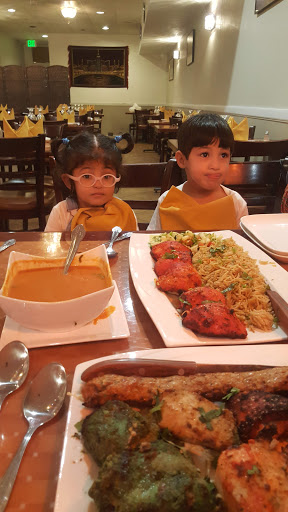 Shopping Mall «Route 18 Shopping Center», reviews and photos, 1020 NJ-18, East Brunswick, NJ 08816, USA