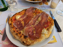 Pizza du Pizzeria Favina à Tournan-en-Brie - n°6